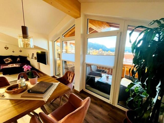 23 Neu Erbaute Ferienwohnung Mit Schloss- Und Panoramablick Halblech Ngoại thất bức ảnh
